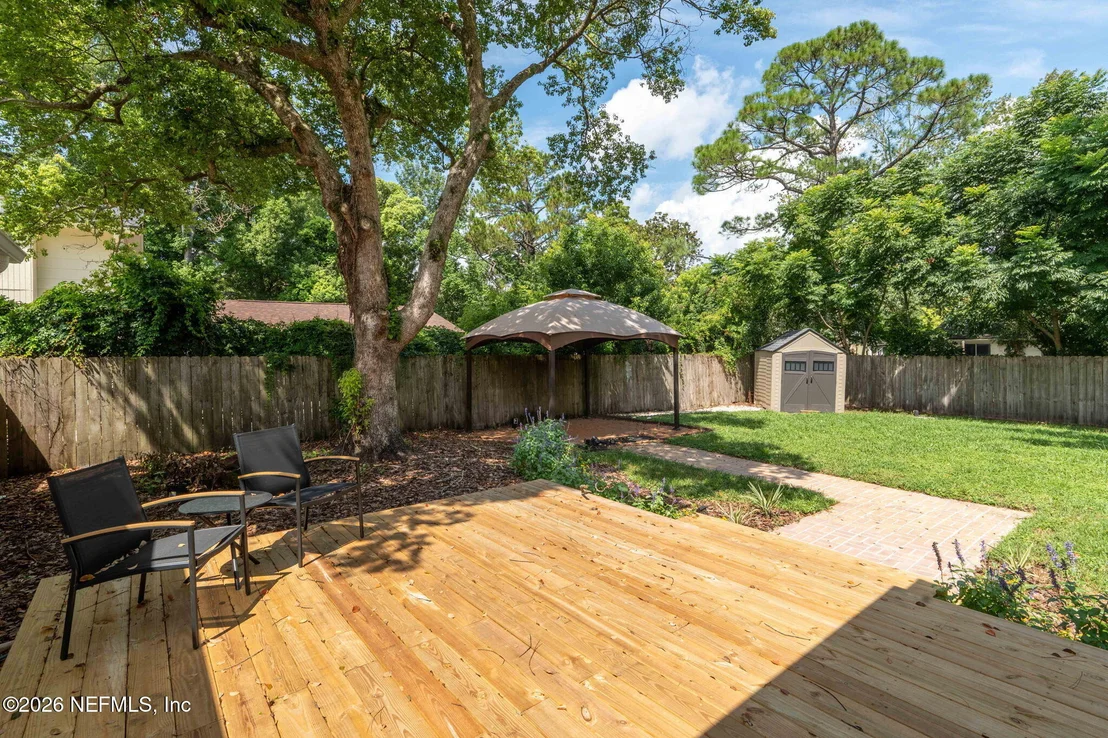 Photo of 3333 PICADILLY Lane
