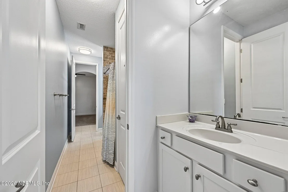 Photo of 136 DUNDEE Place