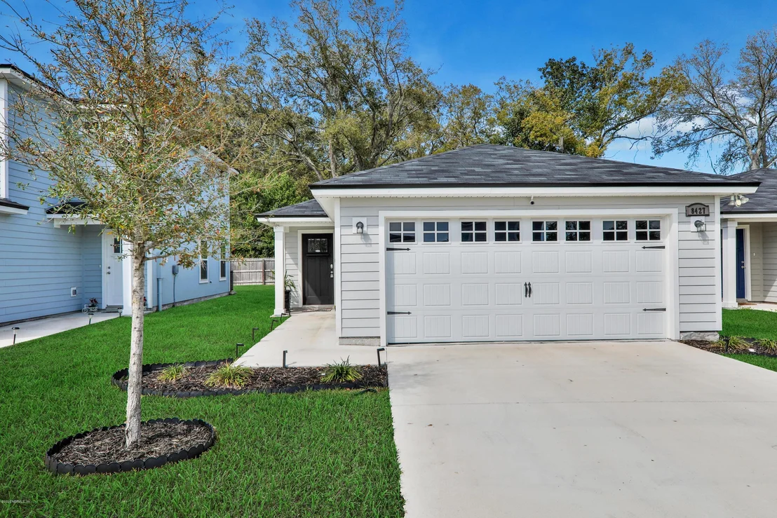 Photo of 8427 THOR Street