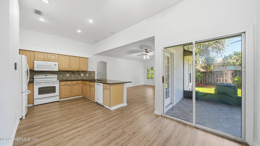 Photo of 13105 HARBORTON Drive