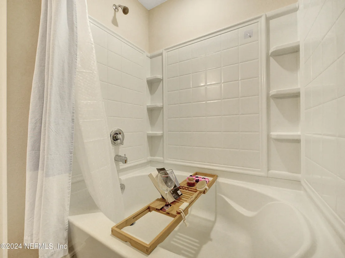 Photo of 379 FALCON RIDGE Road