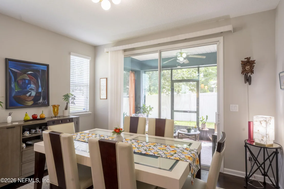 Photo of 7002 AZALEA GROVE Drive