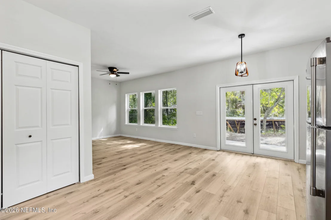 Photo of 117 CAMELLIA Drive