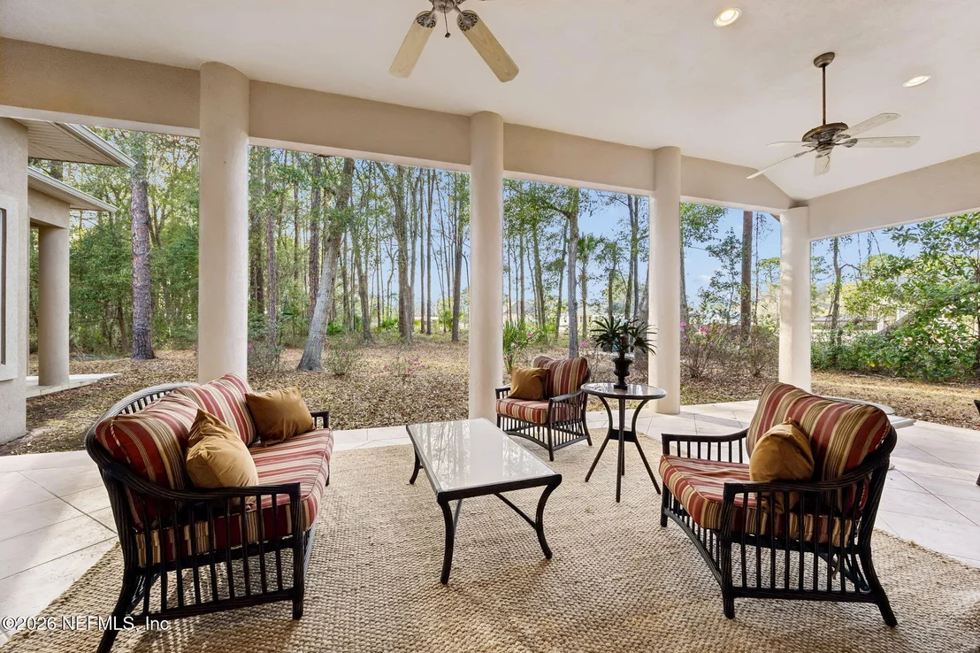 Photo of 283 ESTATES Drive
