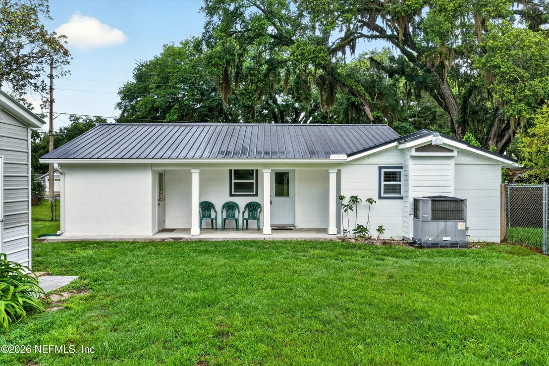 Photo of 1619 HAMMOND Boulevard