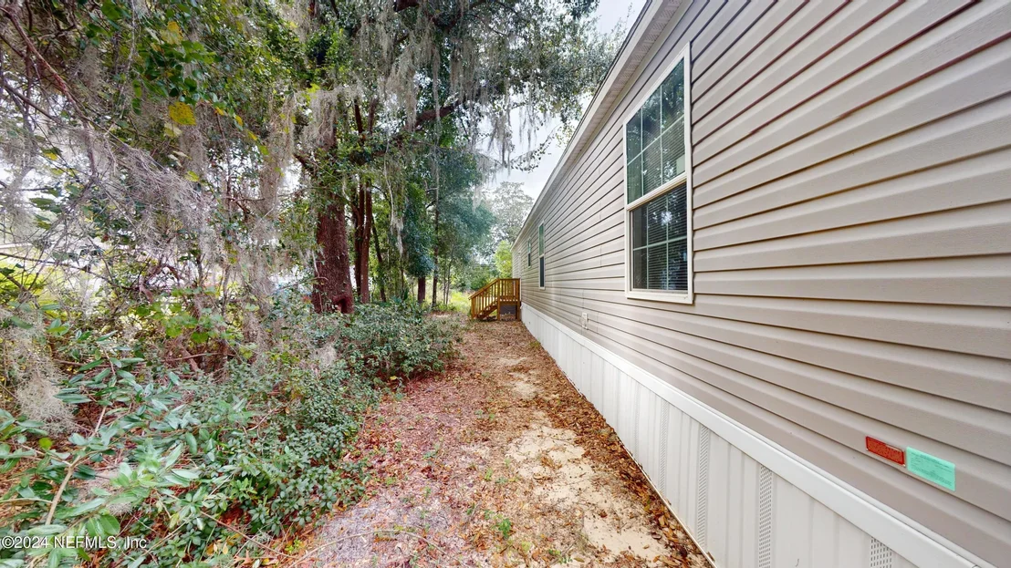 Photo of 369 LAKE COMO Drive