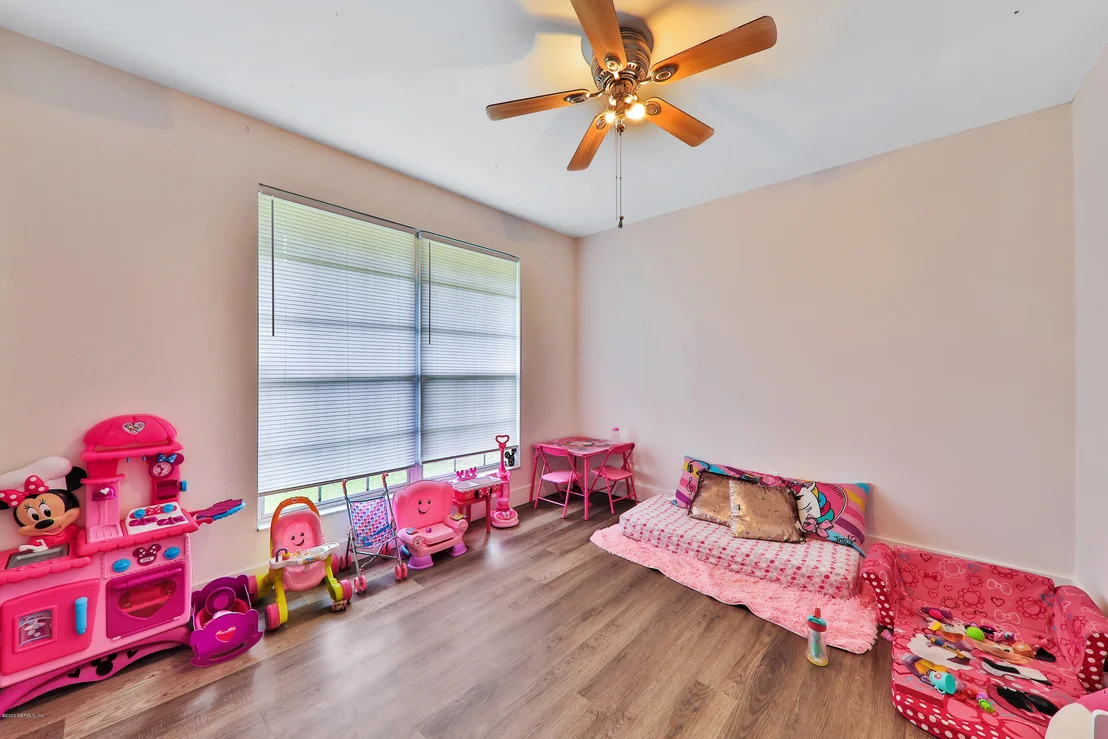 Photo of 2800 FOREST OAKS Drive