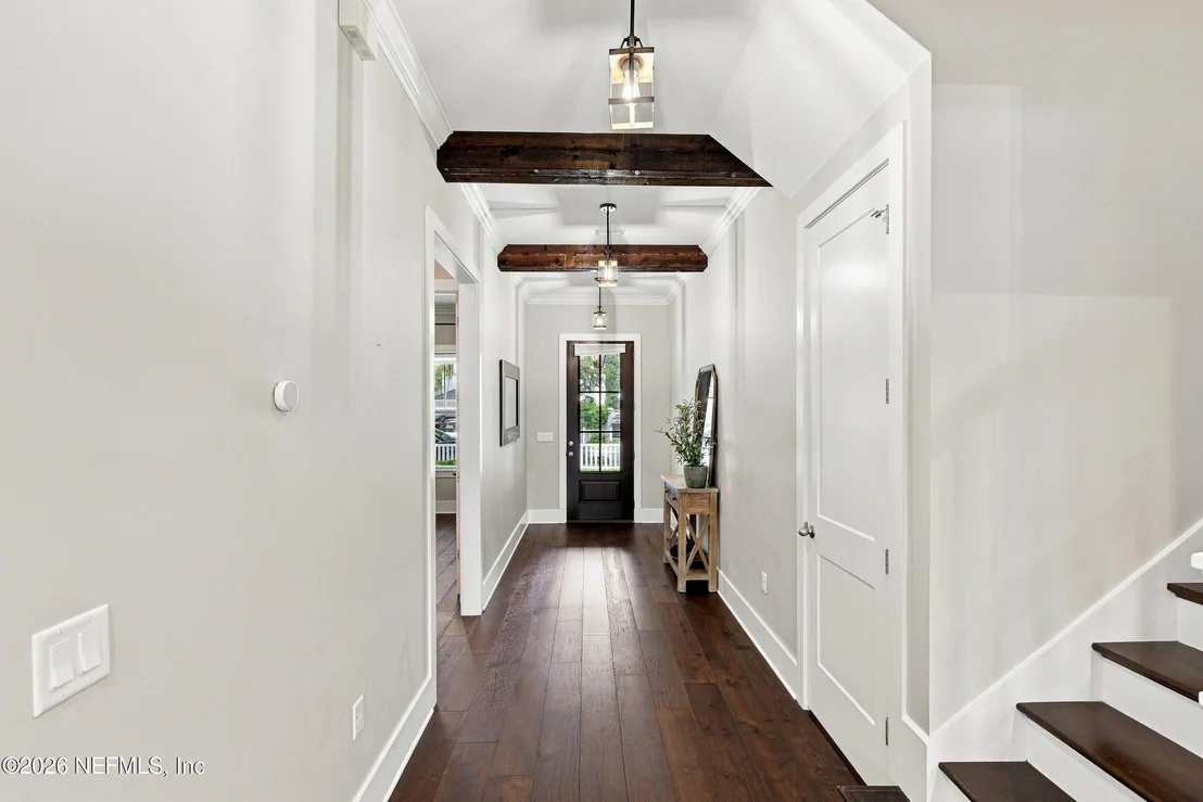 Photo of 760 PARADISE Lane