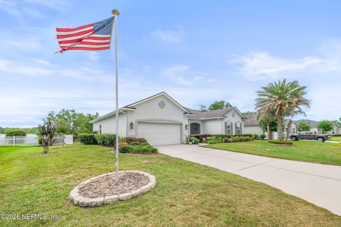Photo of 216 DEERFIELD GLEN Drive
