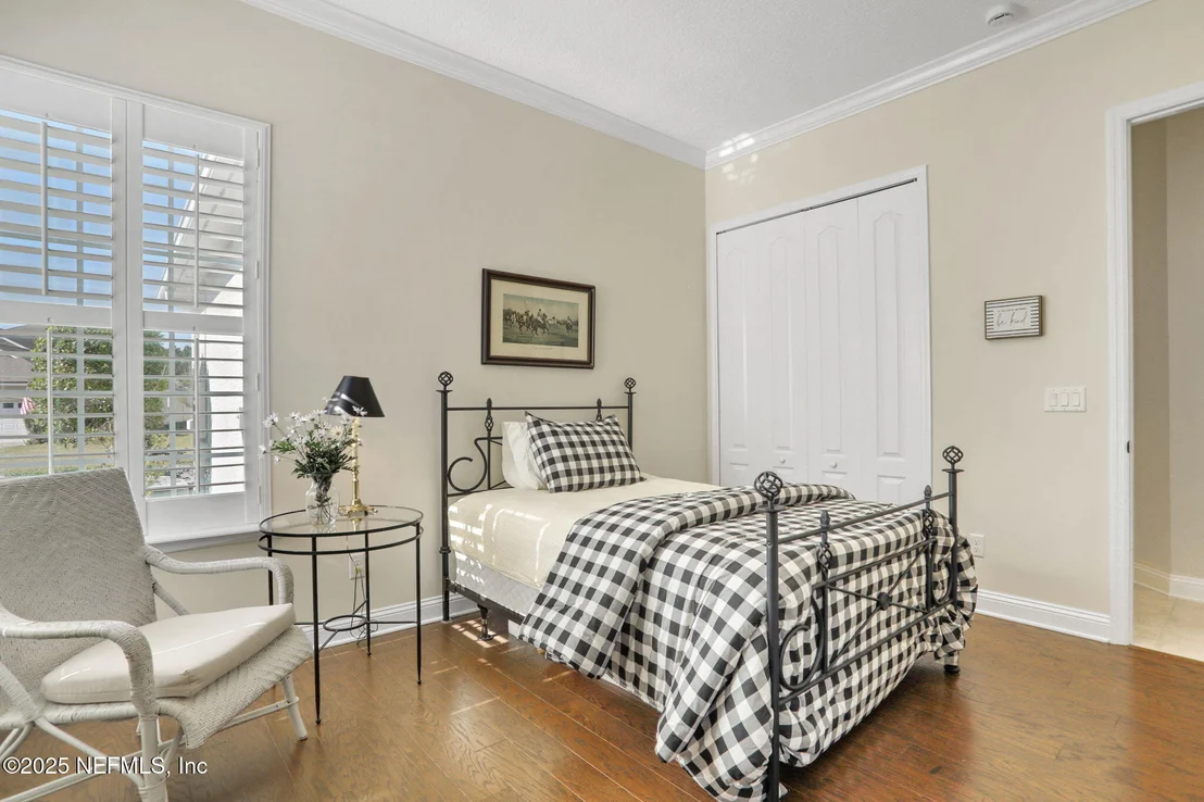Photo of 1624 SUGAR LOAF Lane