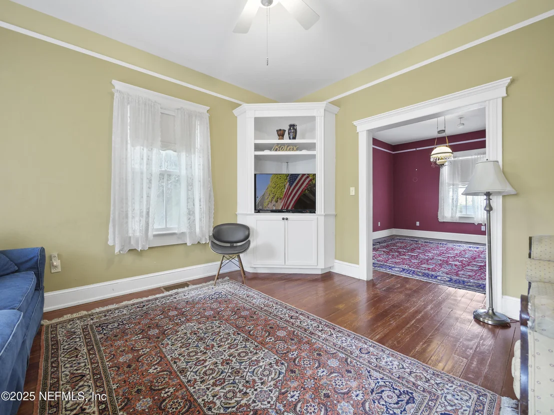 Photo of 66 WEEDEN Street