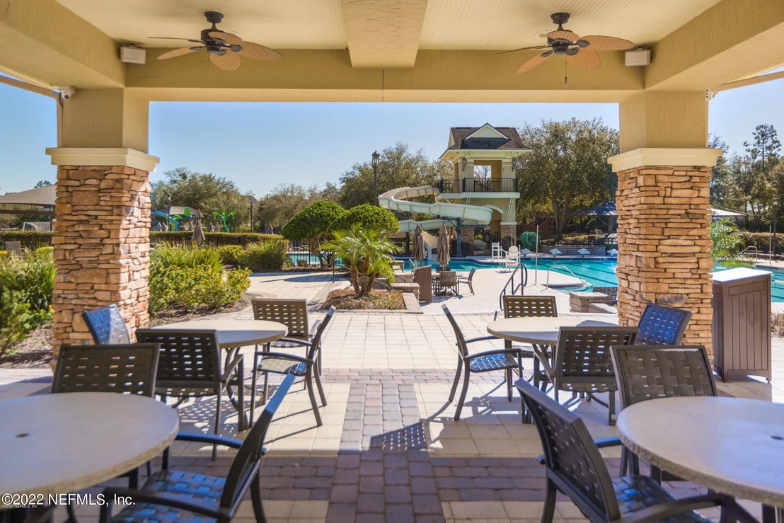 Photo of 816 EAGLE POINT Drive