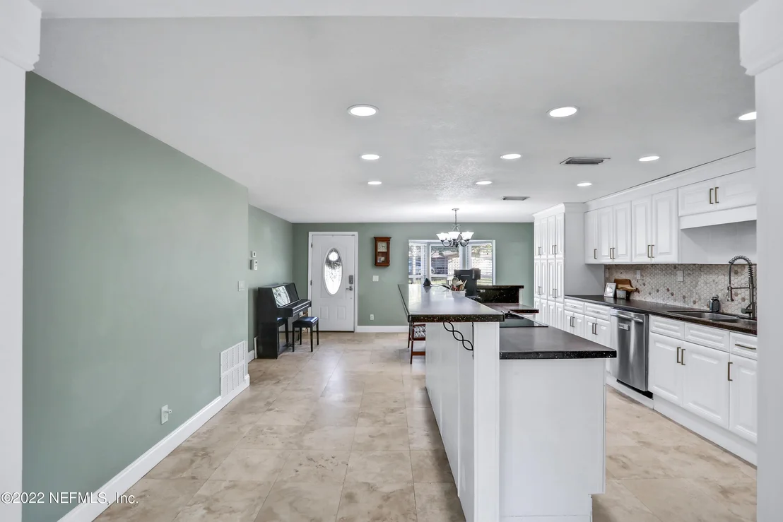 Photo of 204 SARA Drive