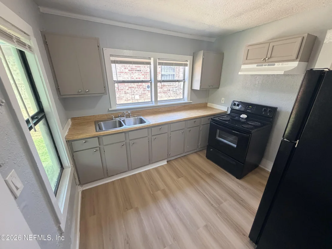 Photo of 3142 PENTON Street