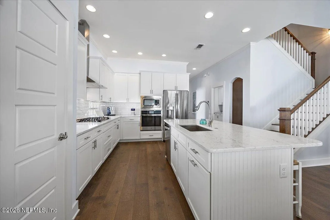 Photo of 398 SHERRY Drive