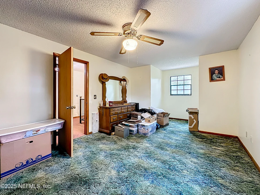 Photo of 35061 KAREN Road