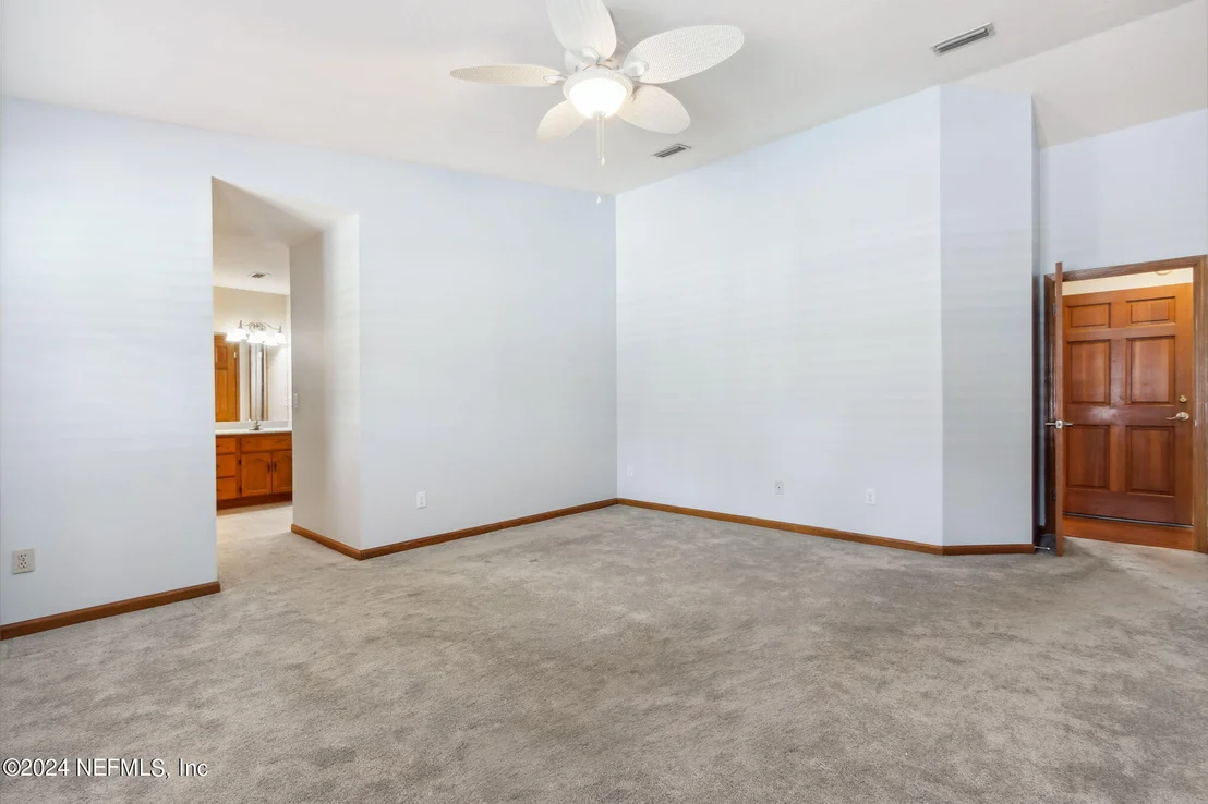 Photo of 55199 DEER RUN Road