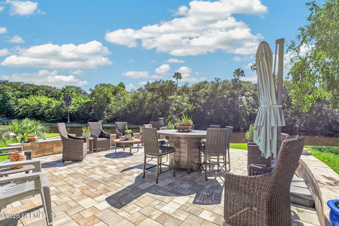 Photo of 2206 LAUGHING GULL Circle