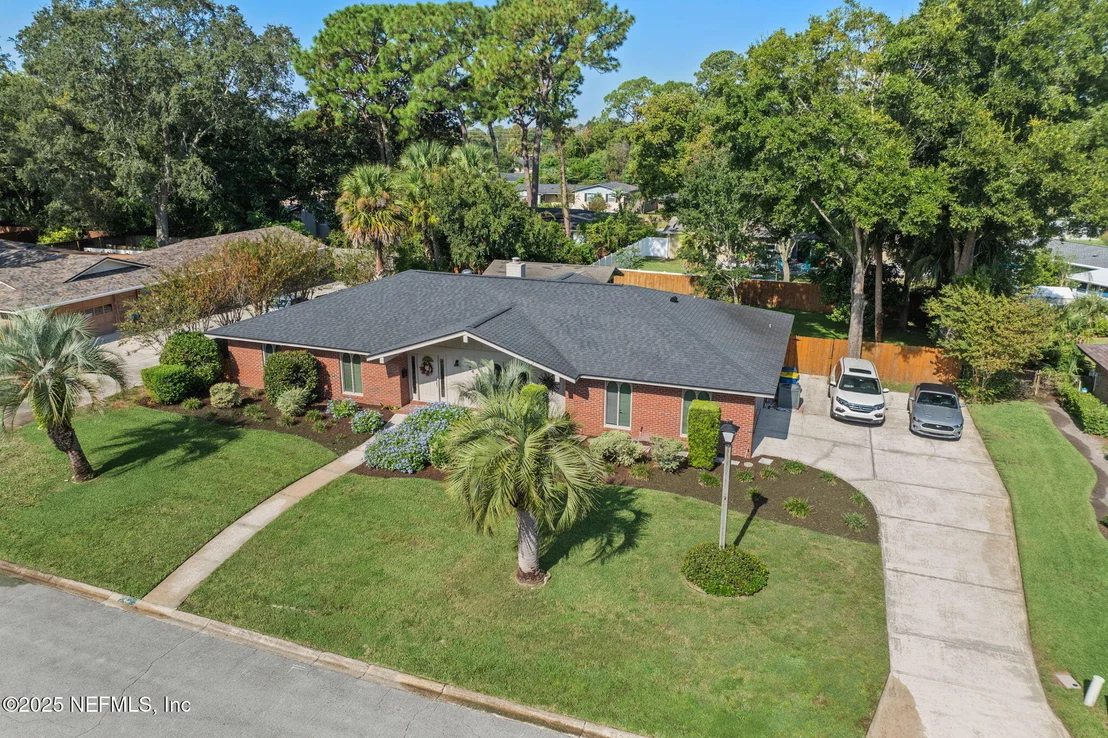 Photo of 3452 HOOVER Lane