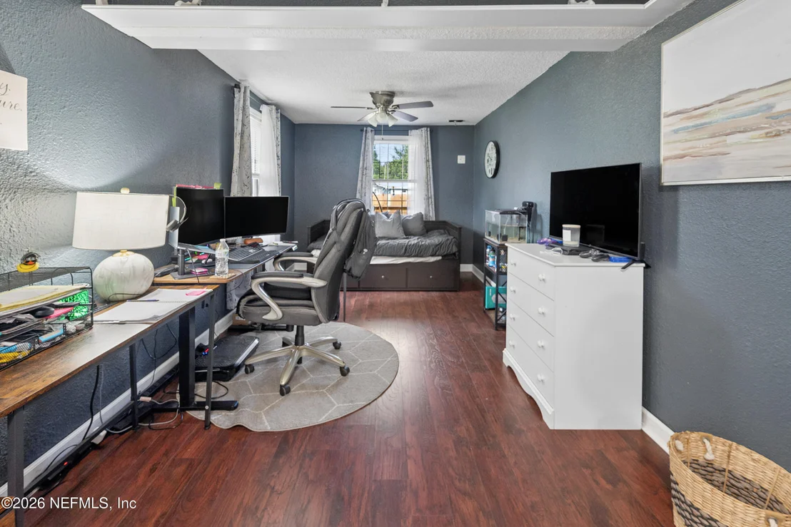 Photo of 10426 SLAY Road