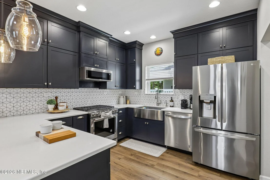 Photo of 323 HOLLY FOREST Drive