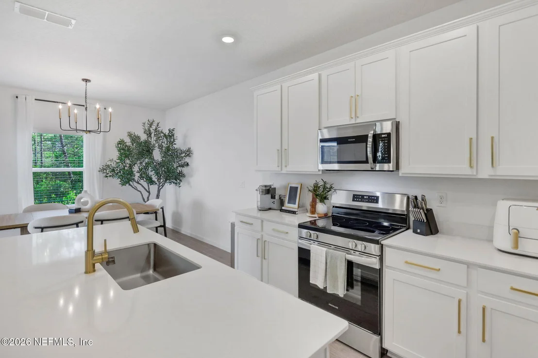 Photo of 56 DISSTON Cove