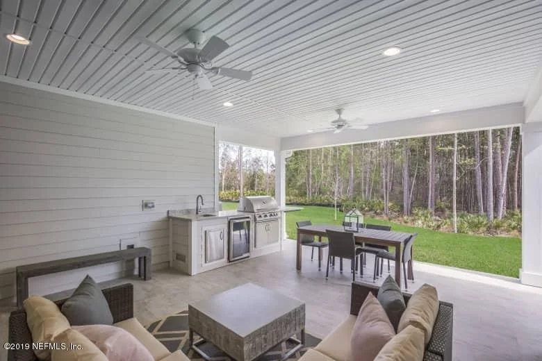 Photo of 443 WILLOWLAKE Drive