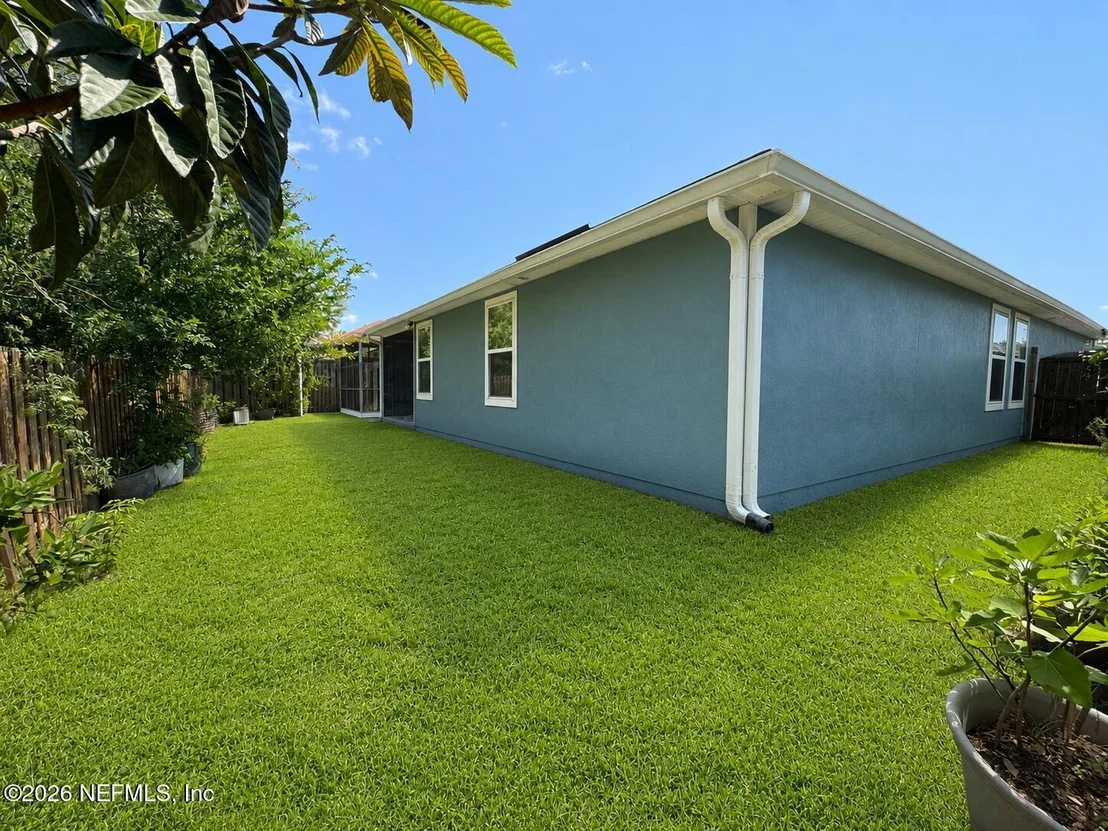 Photo of 423 SAMARA LAKES Parkway