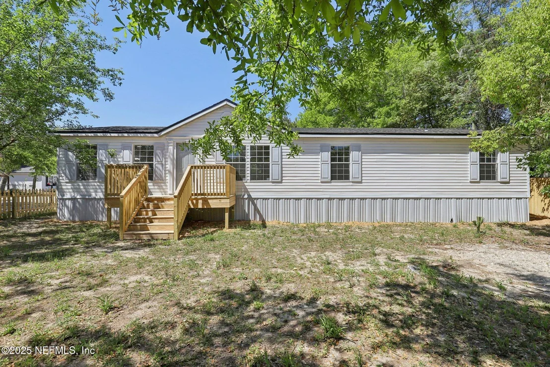Photo of 606 JACKSON Road