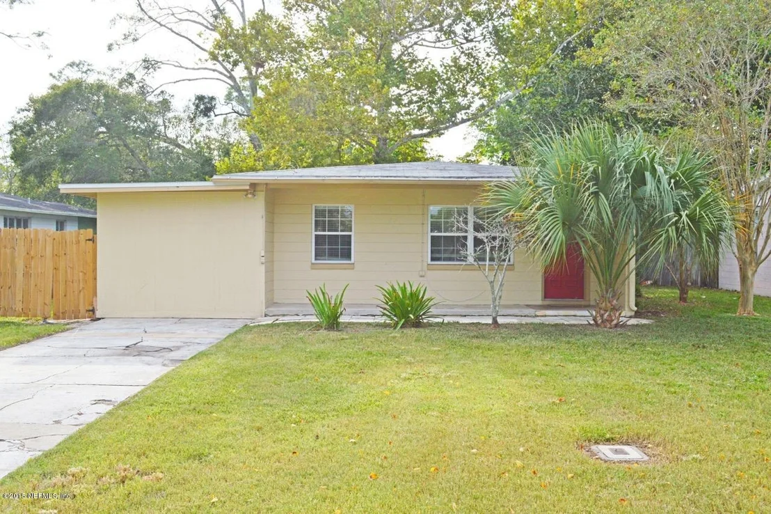 Photo of 728 PALM TREE Road
