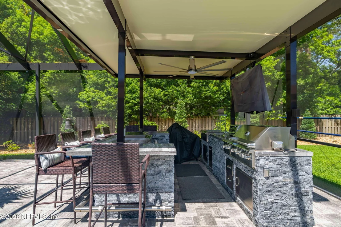Photo of 8148 BLUE JAY Lane