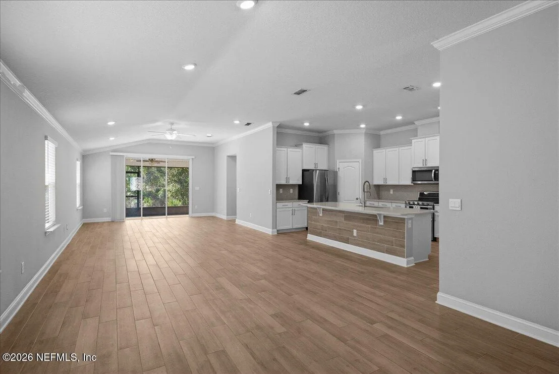 Photo of 101 NARVAREZ Avenue