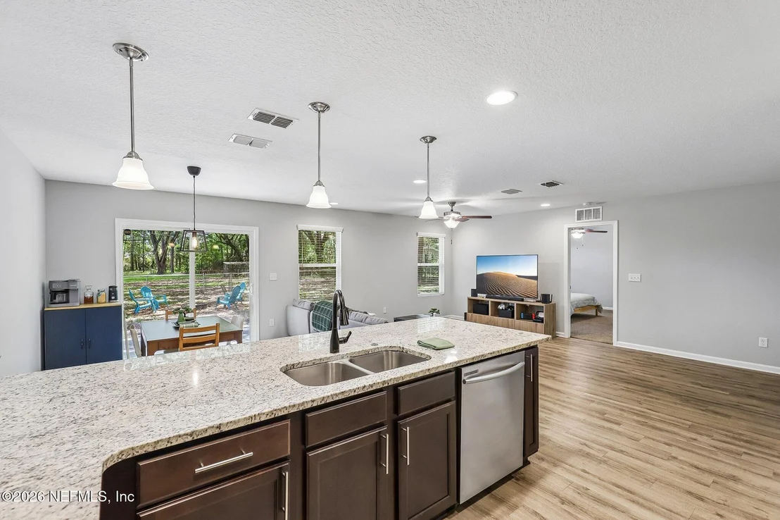 Photo of 1609 DERITO Drive