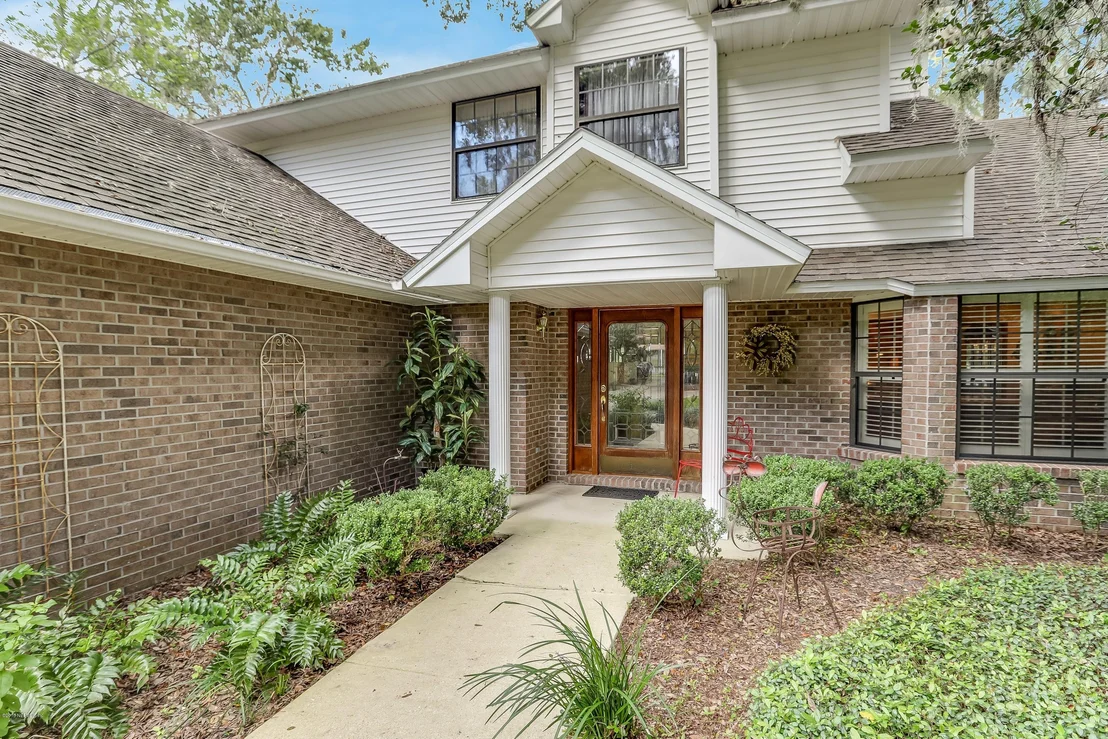Photo of 8232 RIVER Road