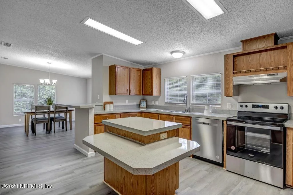 Photo of 45292 ARLINE Road