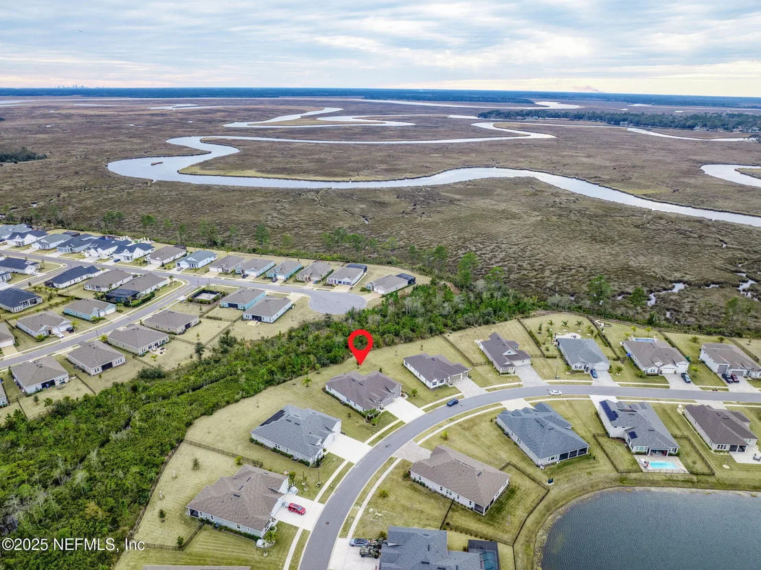 Photo of 85558 FALL RIVER Parkway