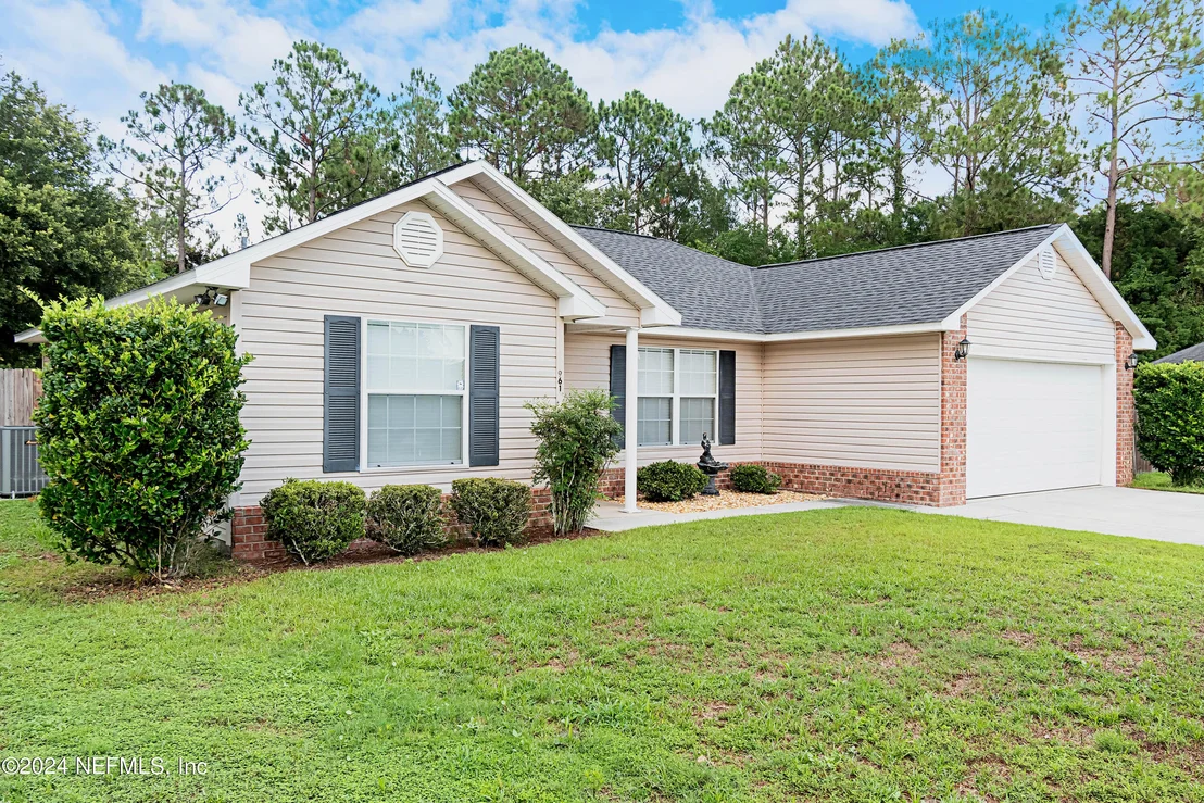 Photo of 961 RED FOX Way