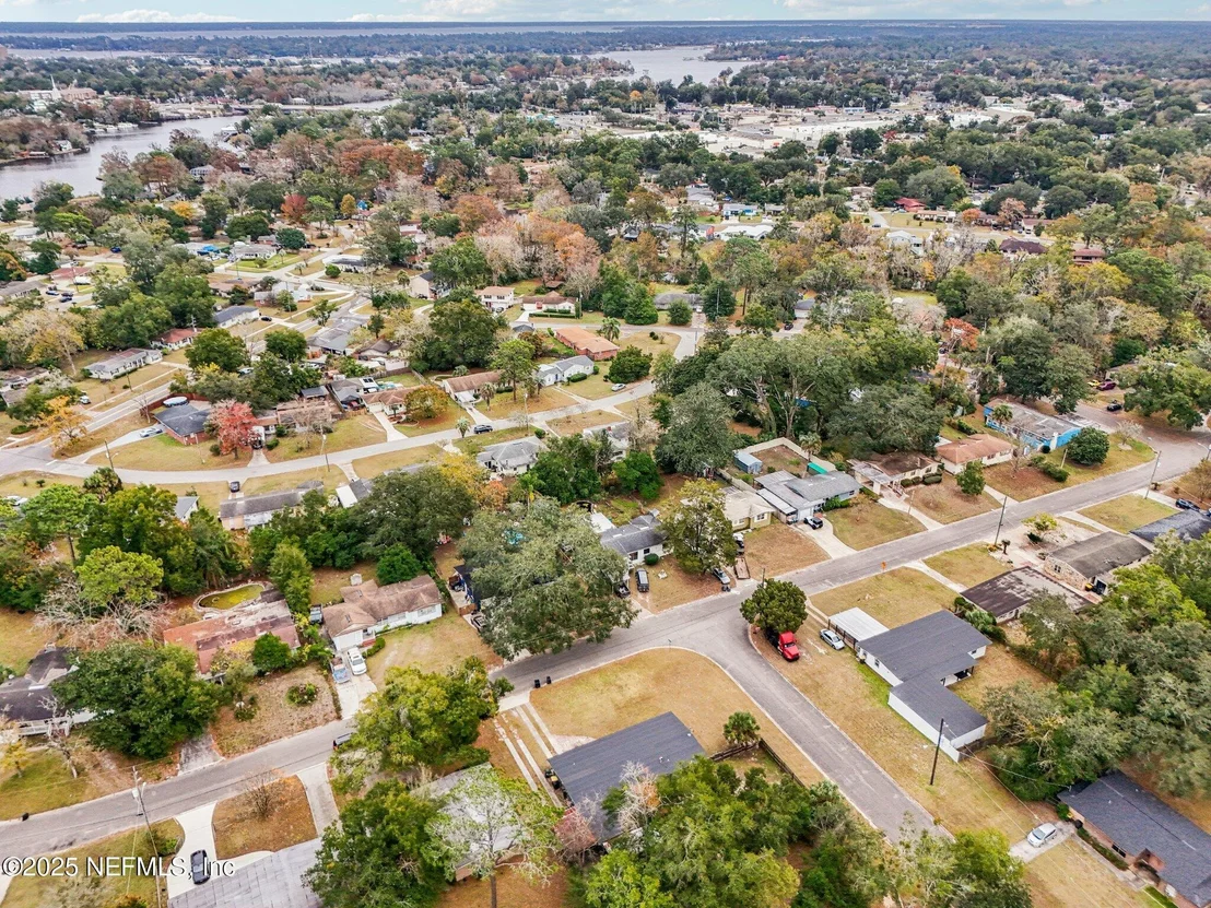 Photo of 5753 CRESTVIEW Road