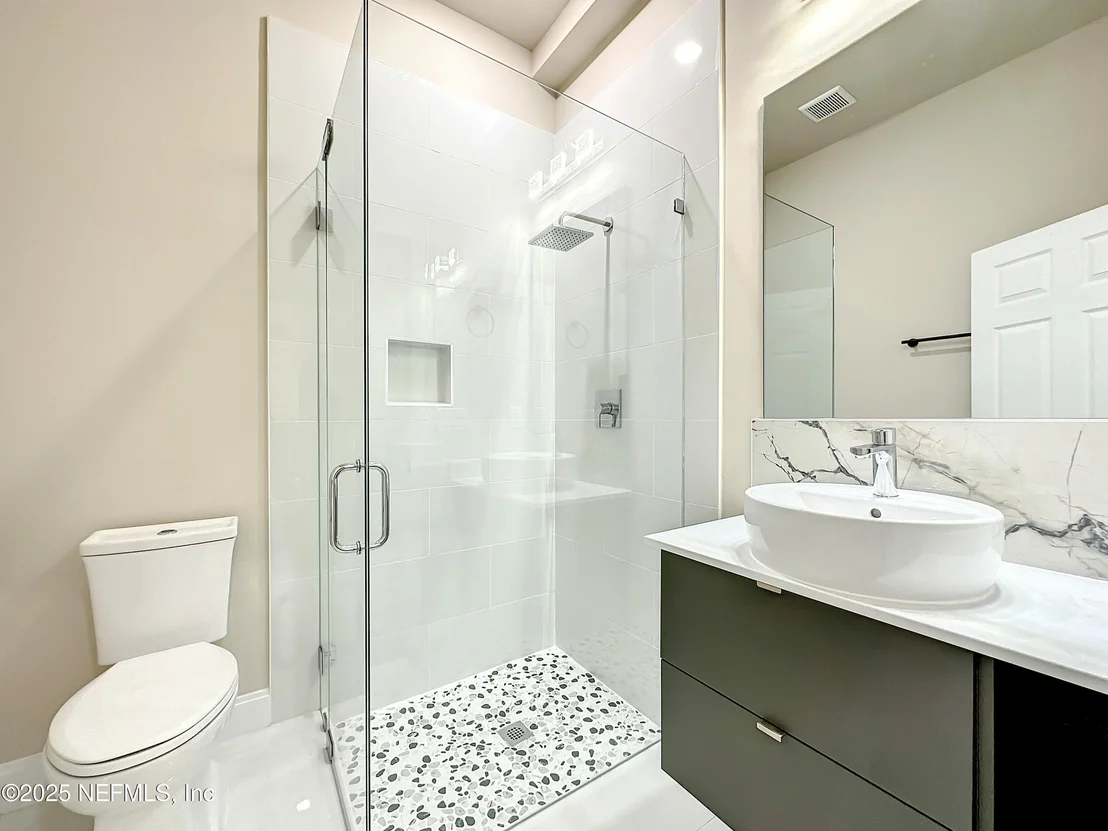 Photo of 5765 HECKSCHER Drive