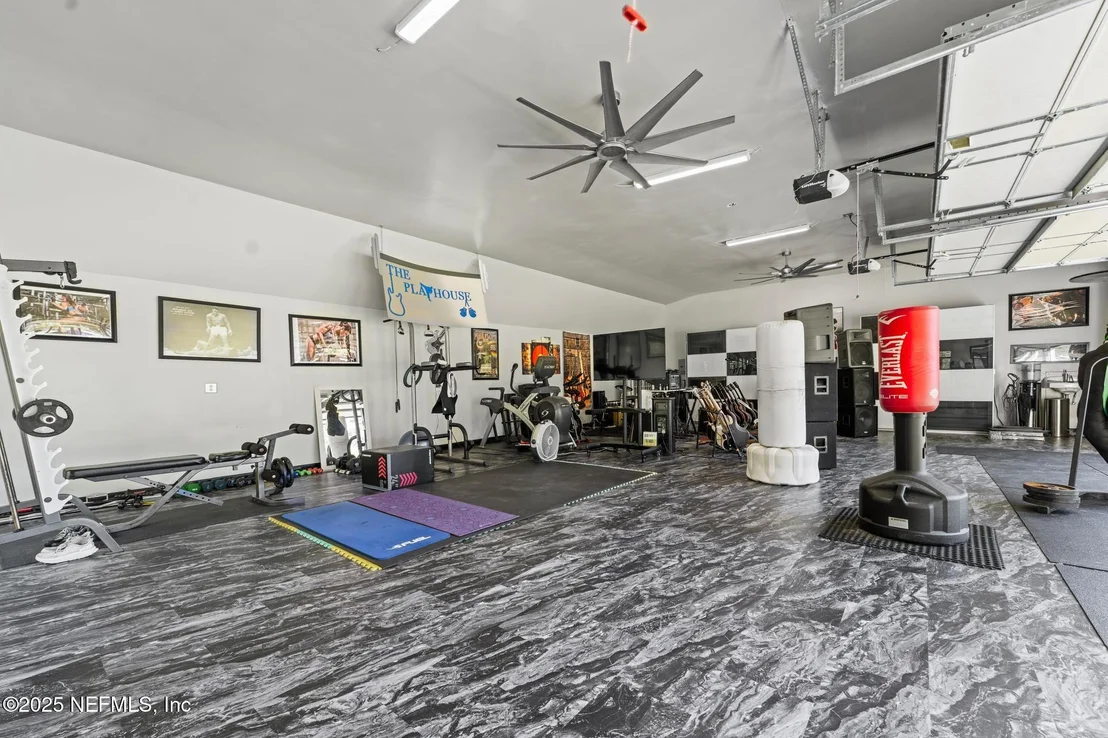 Photo of 3010 STARRATT Road