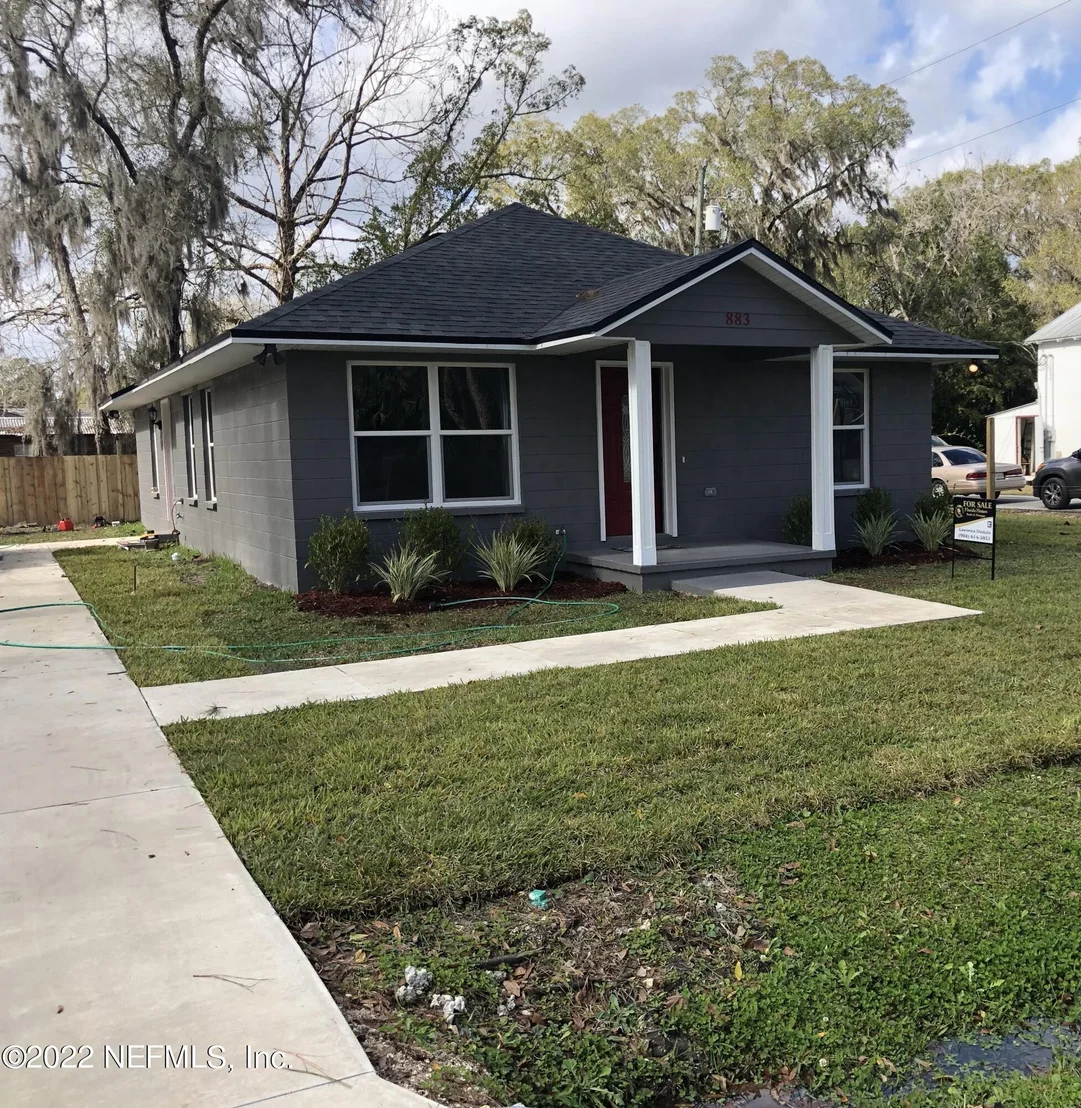 Photo of 883 N KELLER Street