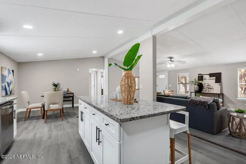 Photo of 95422 PLUM Loop