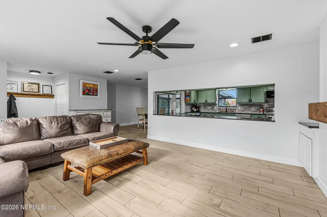 Photo of 2961 BEAVER Avenue