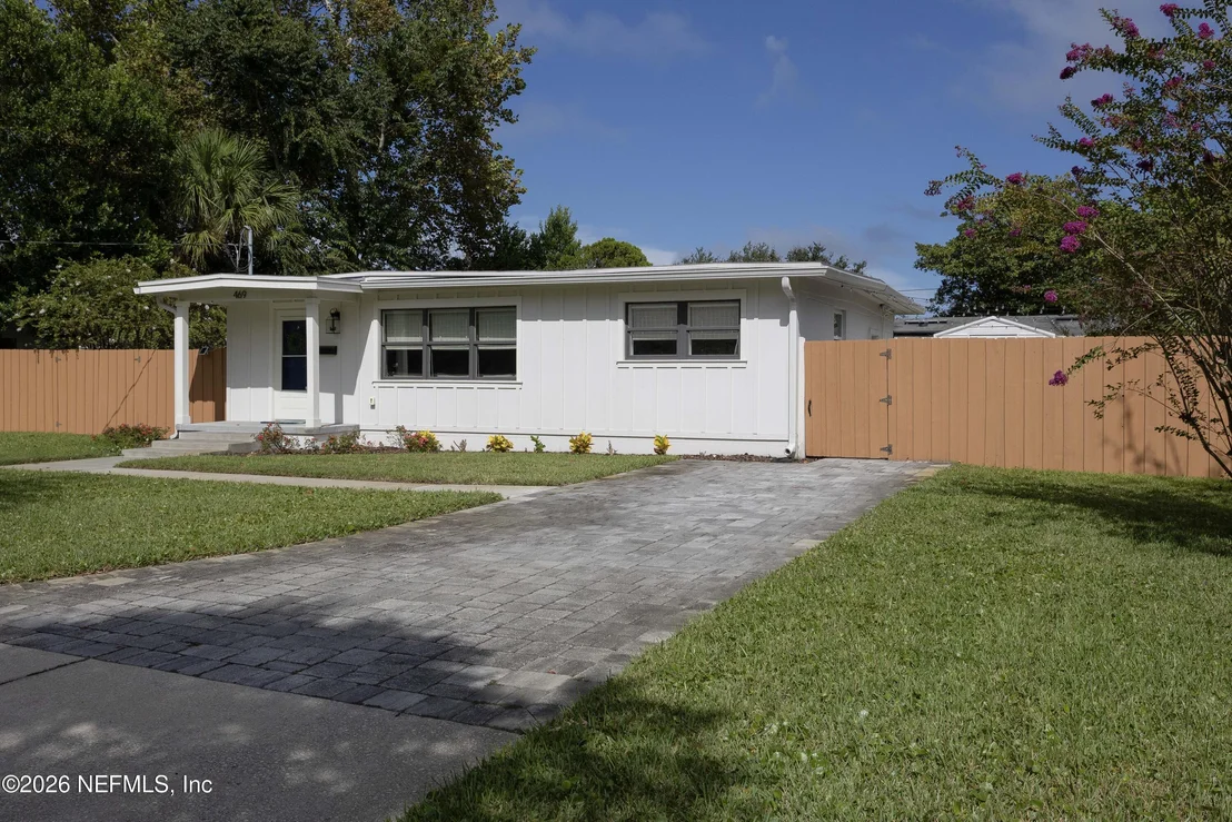 Photo of 469 SKATE Road
