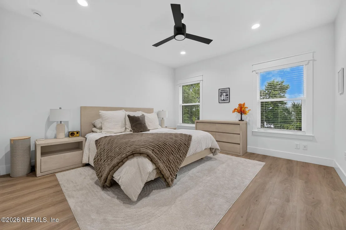 Photo of 904 BARBARA Lane