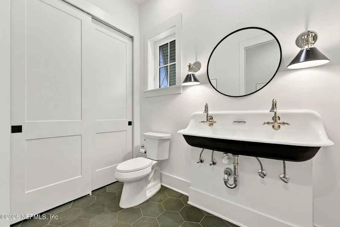 Photo of 3002 OCEAN Drive S