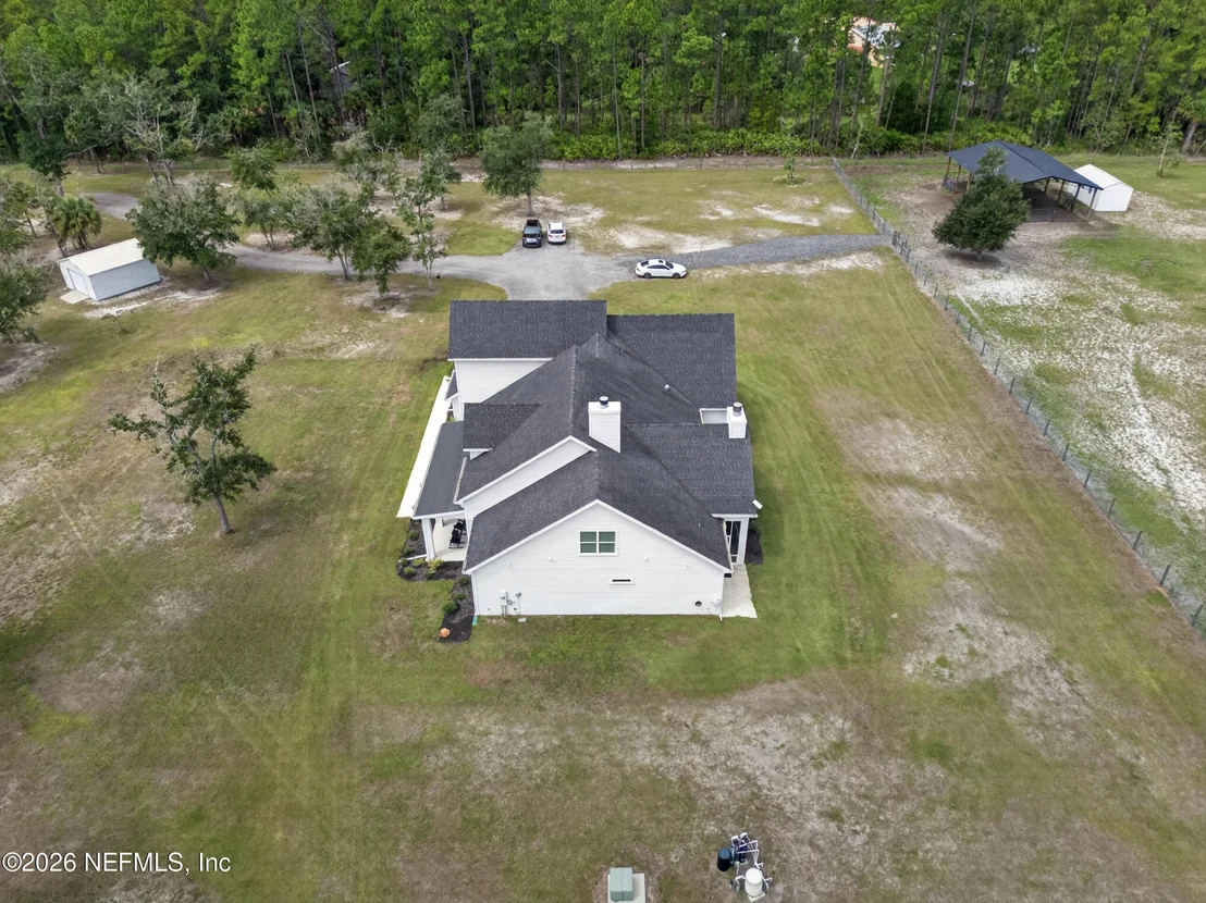 Photo of 475 COUNTY ROAD 335