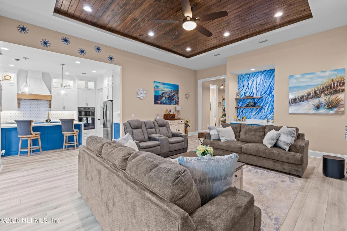 Photo of 8228 HALL Lane