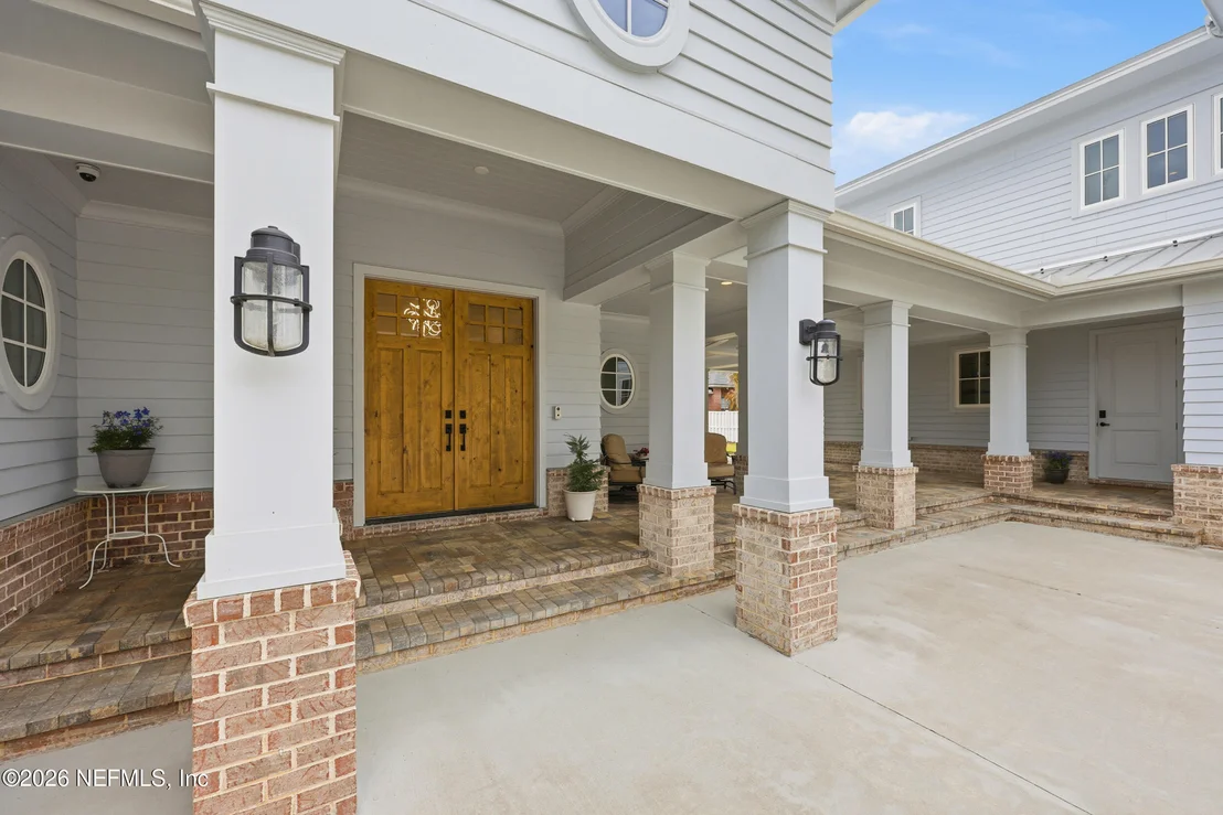Photo of 5713 CROSSWINDS Circle