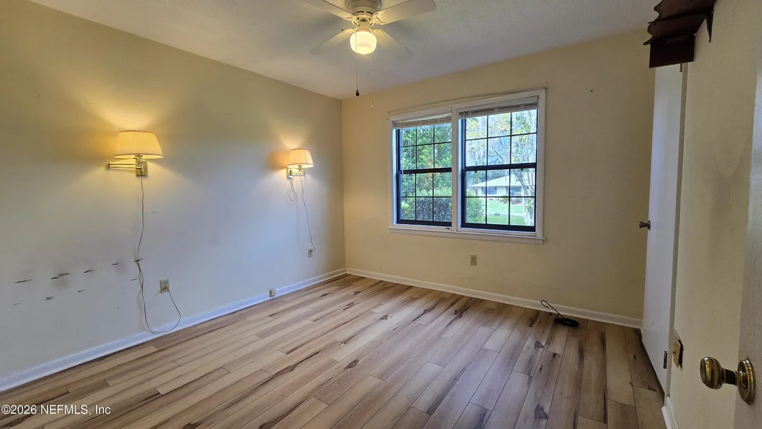 Photo of 1017 PINEVIEW Circle SW